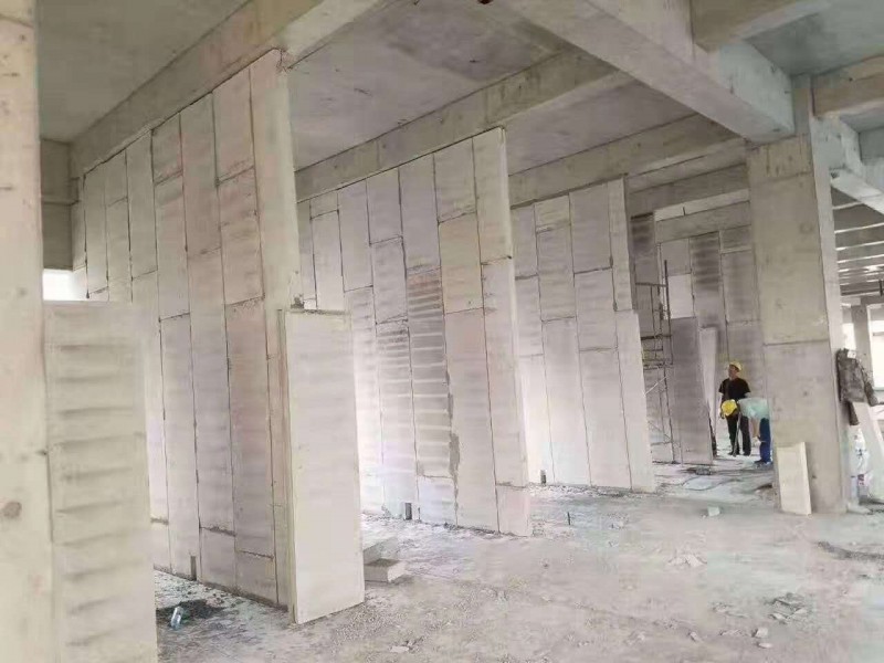 輕質隔墻板哪家有